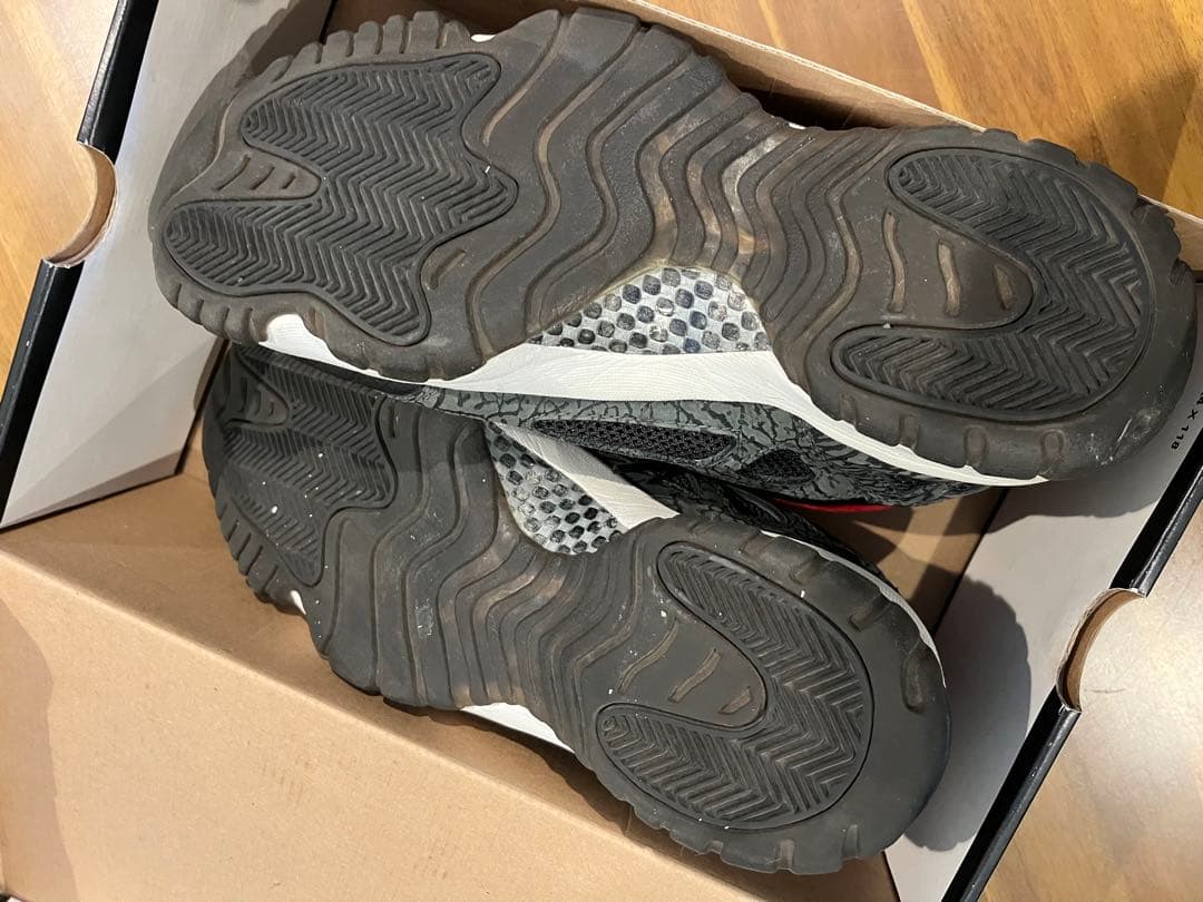 シューズ(男性用) NIKE AIR JORDAN 11 RETRO LOW