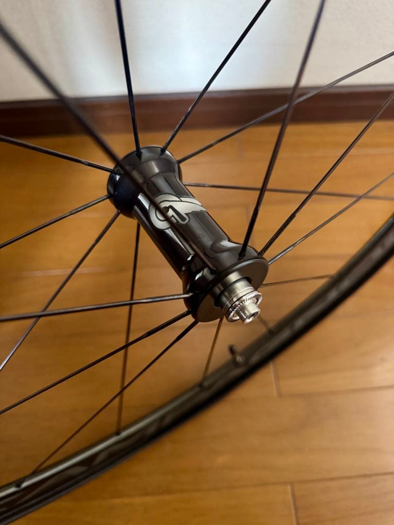 美品。Campagnolo BORA ONE 35 チューブラー　シマノ用