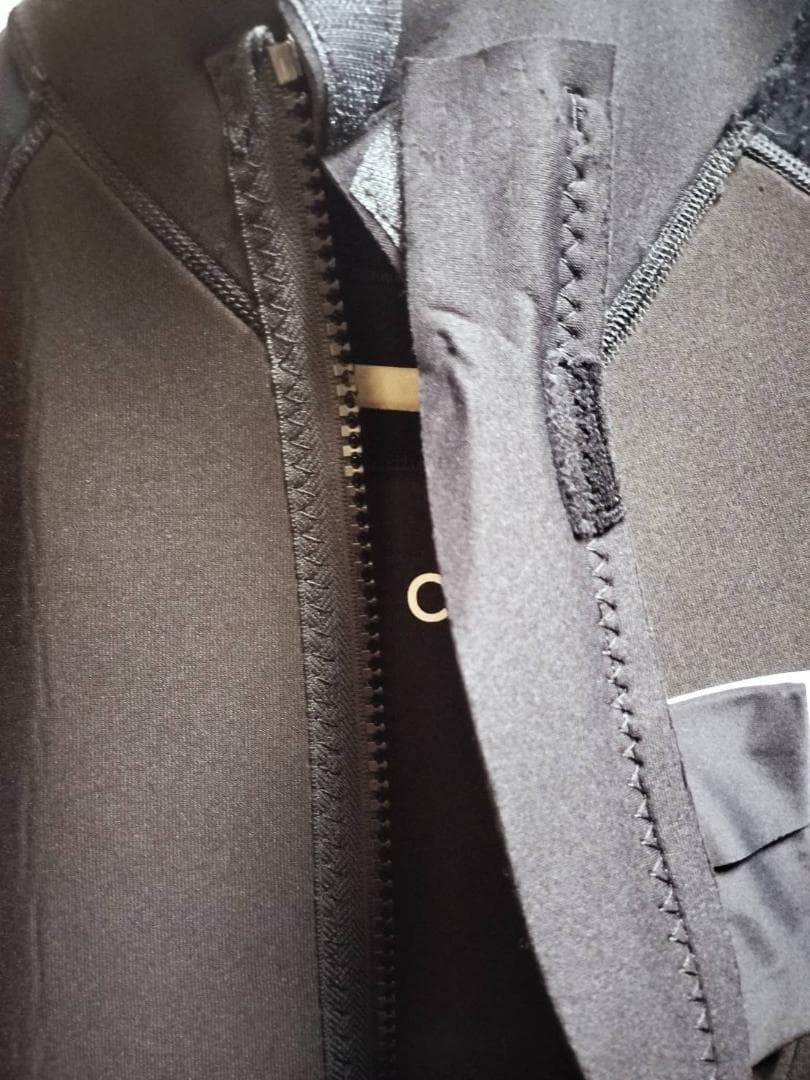 ☆訳あり　リップカール　3/2MM フルスーツ　サイズＸＬ