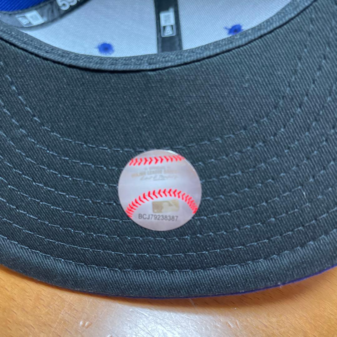 New Era LAキャップ 59FIFTY サイン入り。