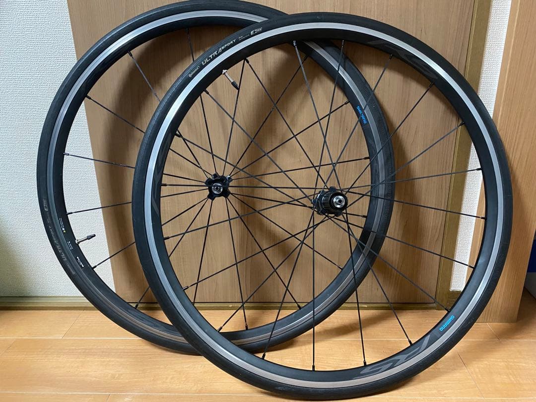 SHIMANO WH-RS300 ホイール　ウルトラスポーツつき