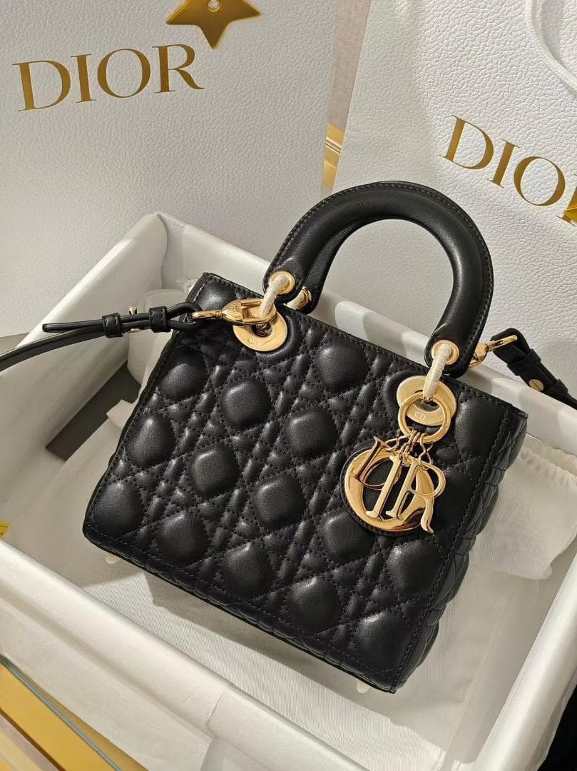 Dior ブラックレザー キルティング ハンドバッグ