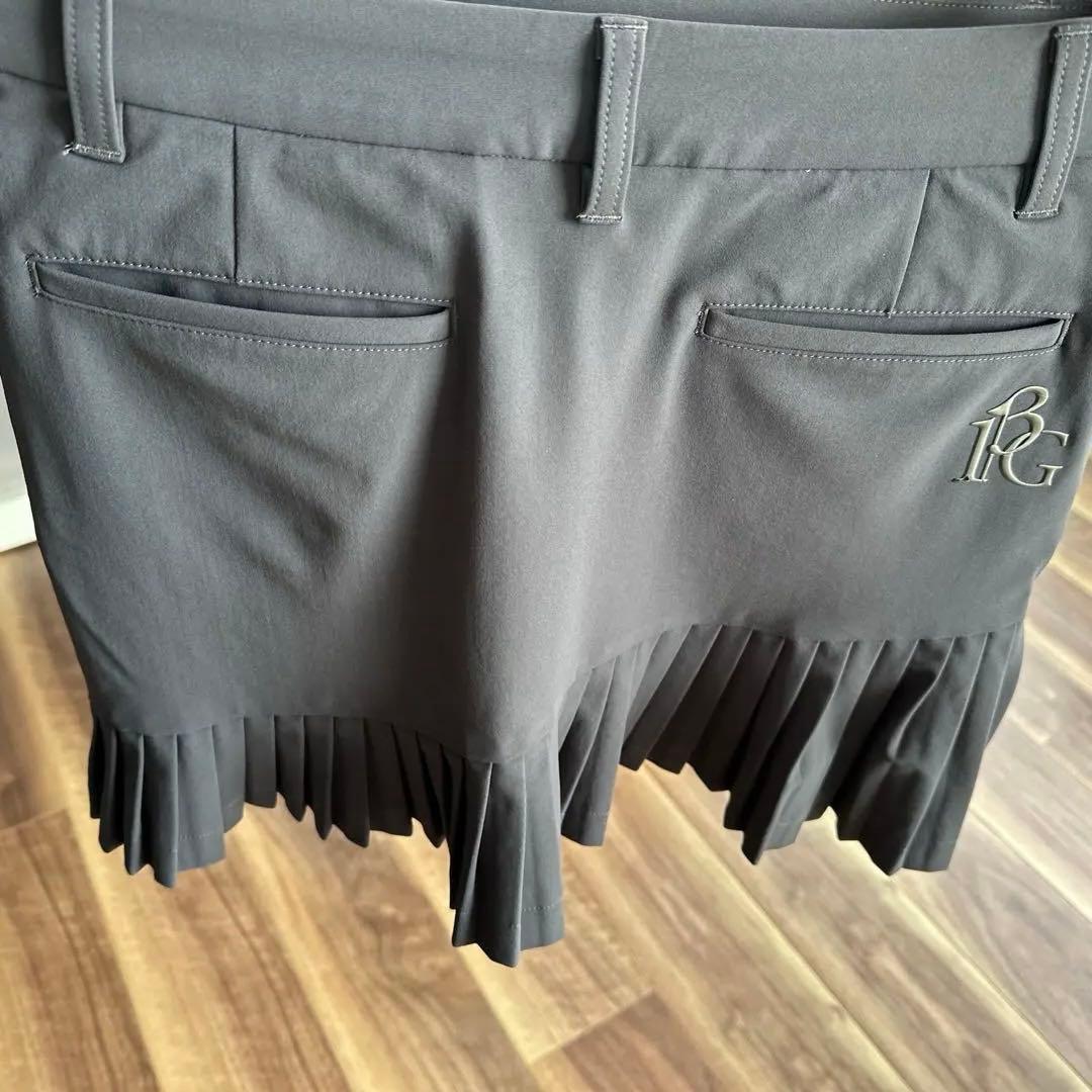 【美品】1PIU1UGUALE3 GOLF レディースプリーツスカートグレー