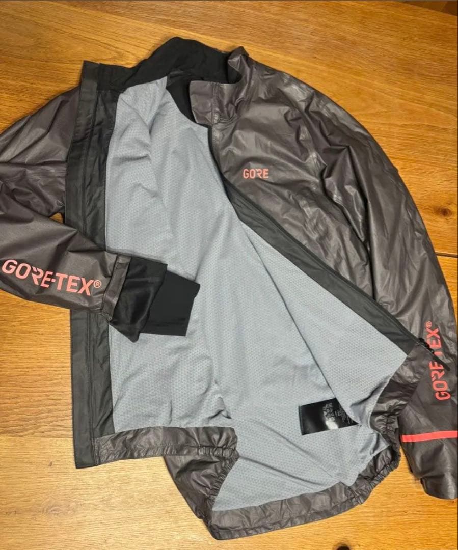 軽量フルジップジャケット GORE-TEX ゴアテックス シェイクドライ