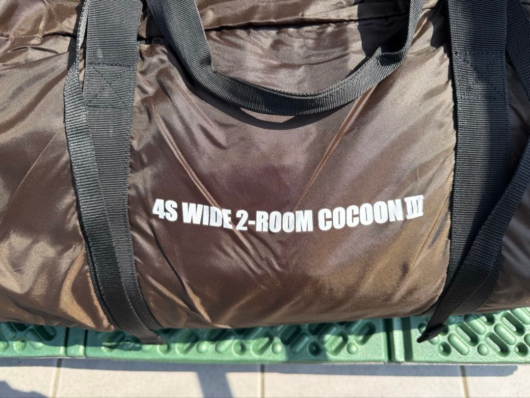 Coleman 2 Room Cocoon III 4.5人用 ブラウン