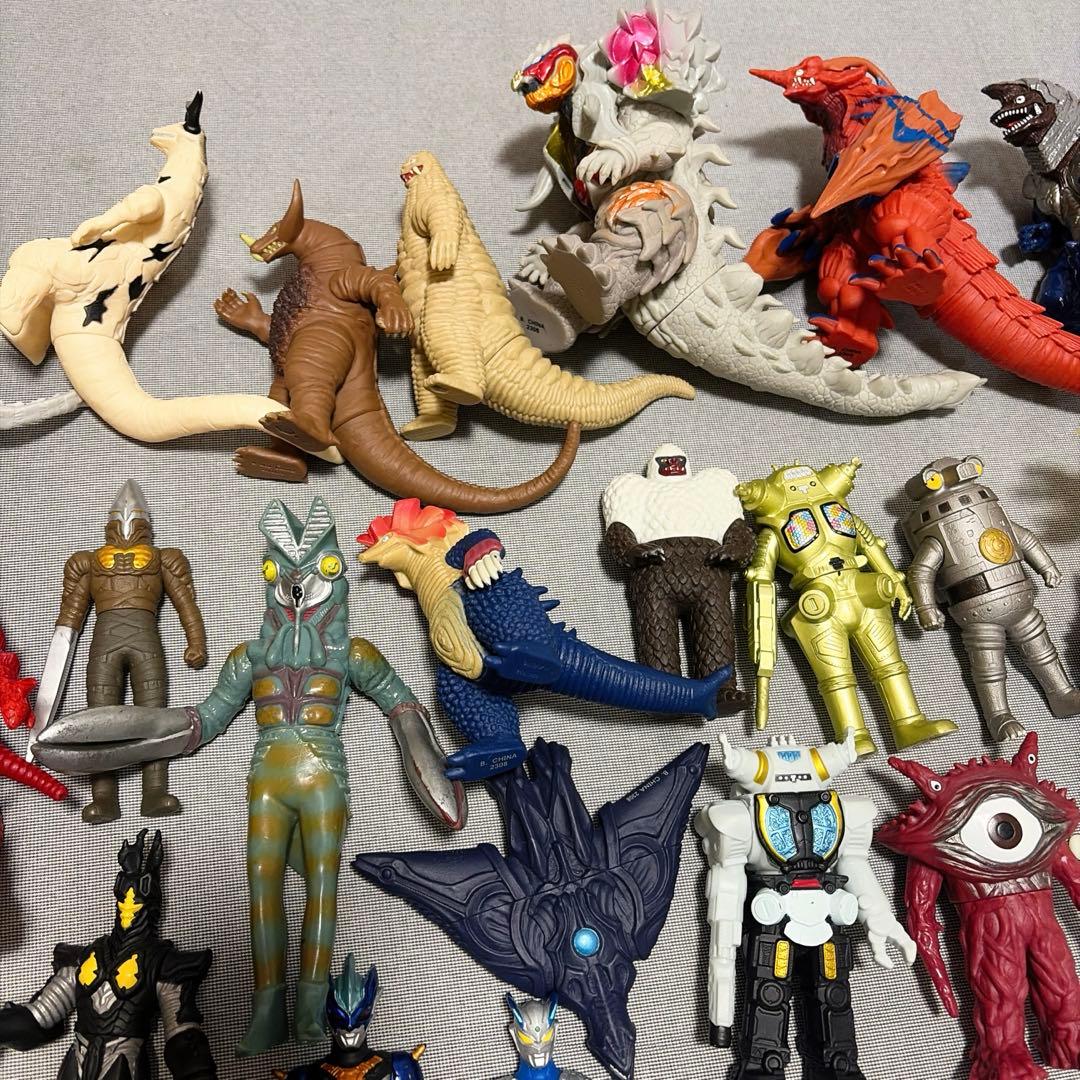 ウルトラマン　ウルトラ怪獣　ソフビ　まとめ売り　59体