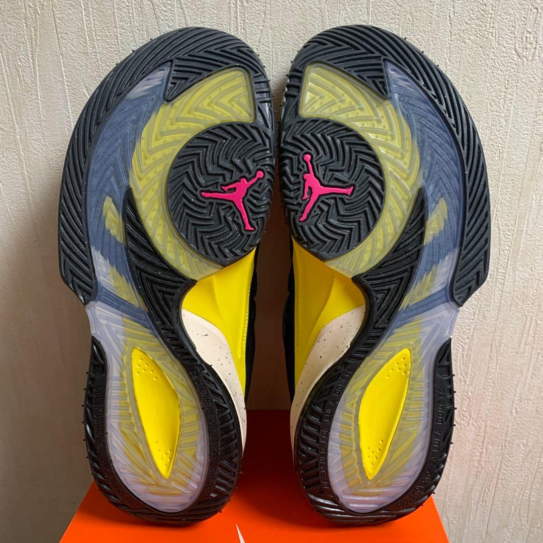 NIKEナイキ　ルカ３PF 27.5cm 新品未使