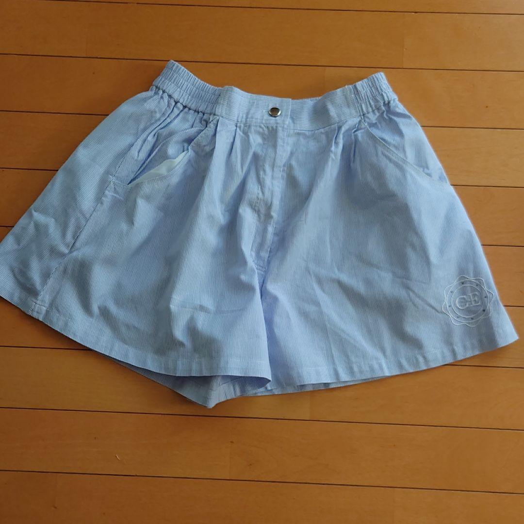 お値下げテニスクレージュ　まとめ売り半ズボン、４枚セット