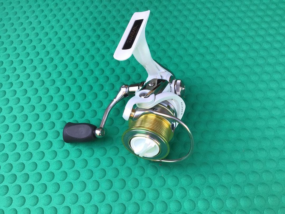 Daiwa ディースマーツ 2003PE スピニングリール　未使用品