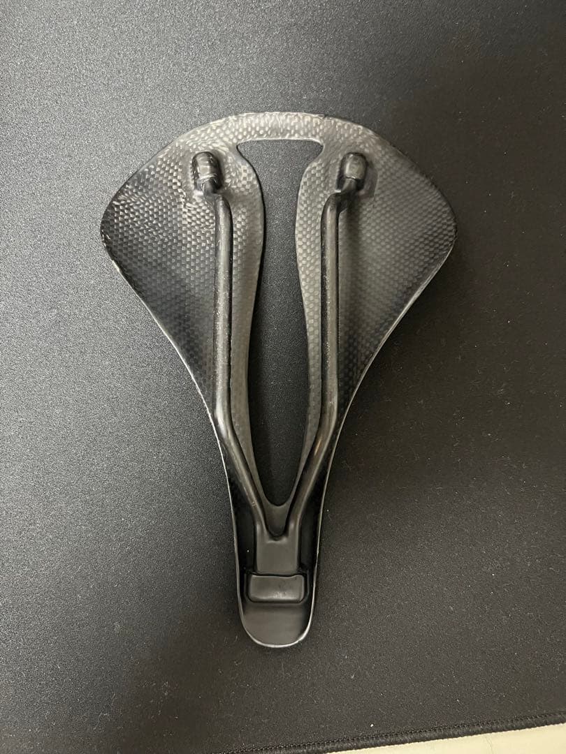 TNI カーボンフライ CarbonFly サドル