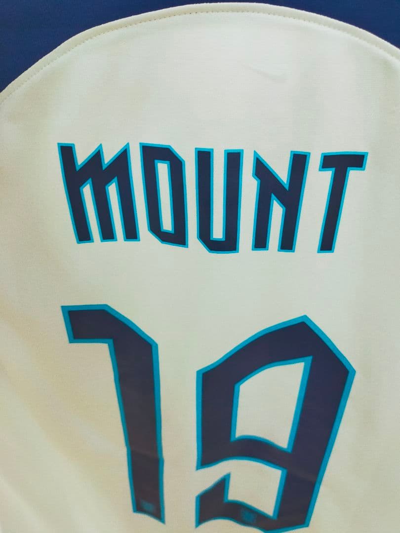 【美品】イングランド代表 2022WC ＃19 マウント Sサイズ