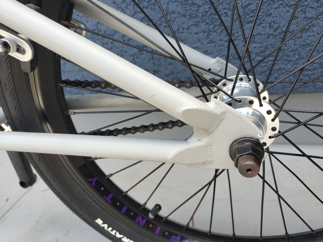 mon LEGION100 2021モデル　BMX