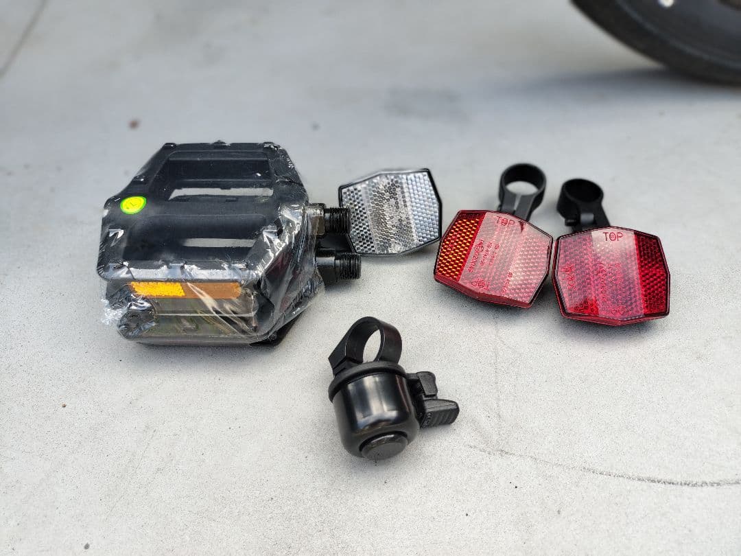 mon LEGION100 2021モデル　BMX