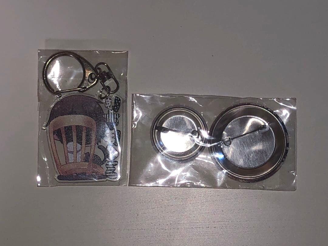 いすぼくろ 缶バッジ アクリルキーホルダー セット
