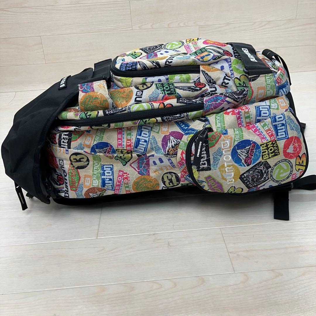 BURTON バートン バックパック リュック 多機能 総柄 ステッカー柄