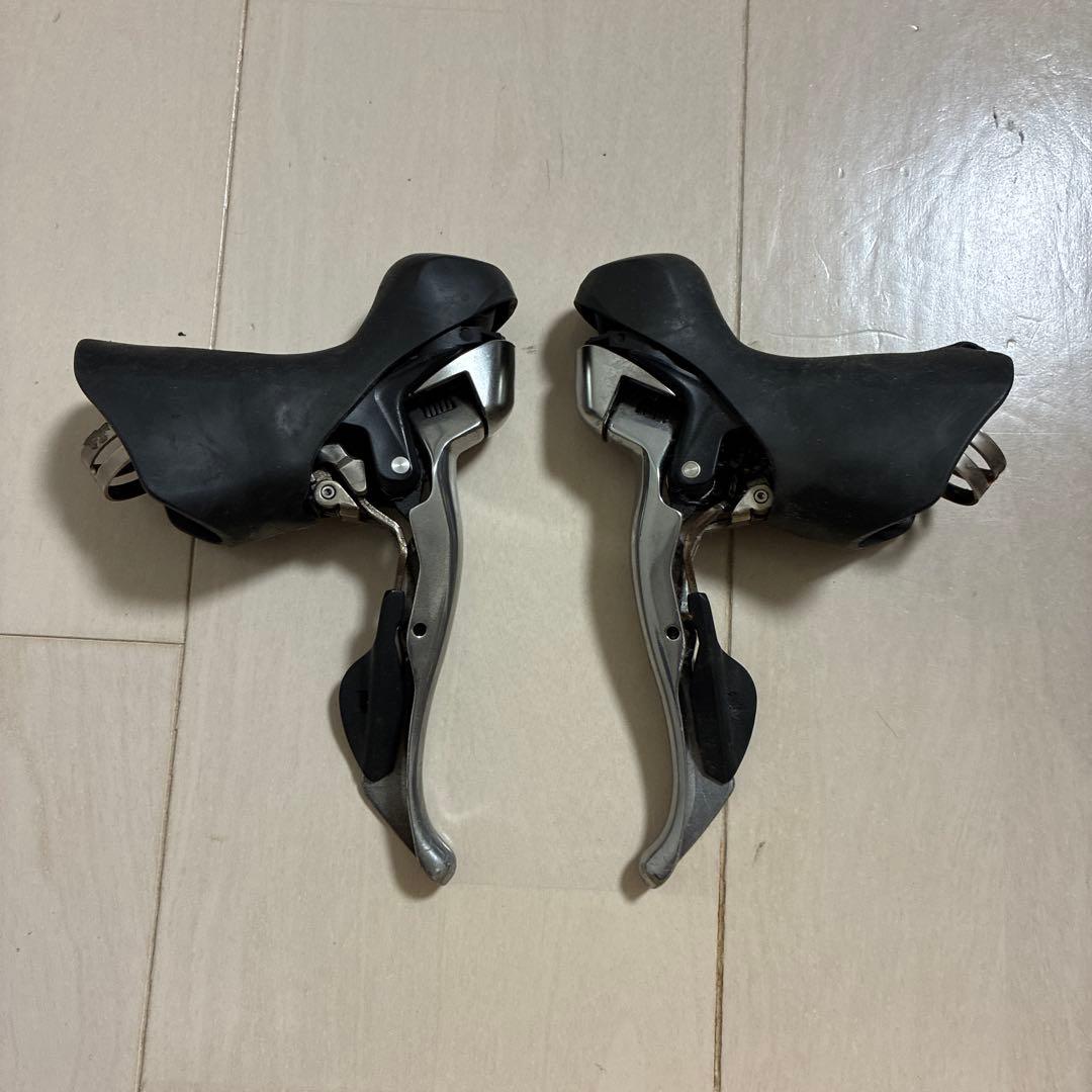 Shimano 105 コンポーネントセット　シフトレバーも追加