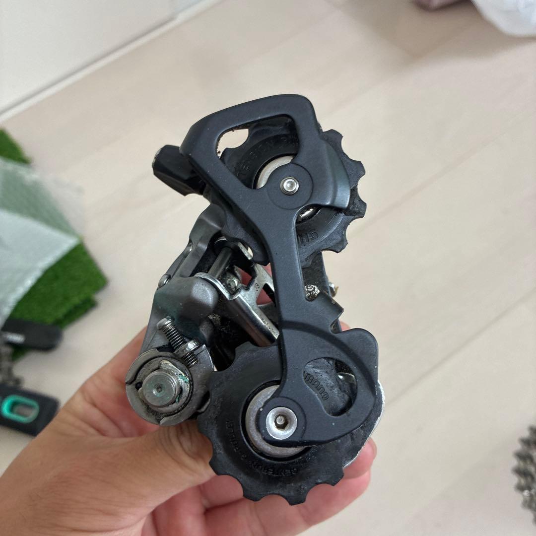 Shimano 105 コンポーネントセット　シフトレバーも追加