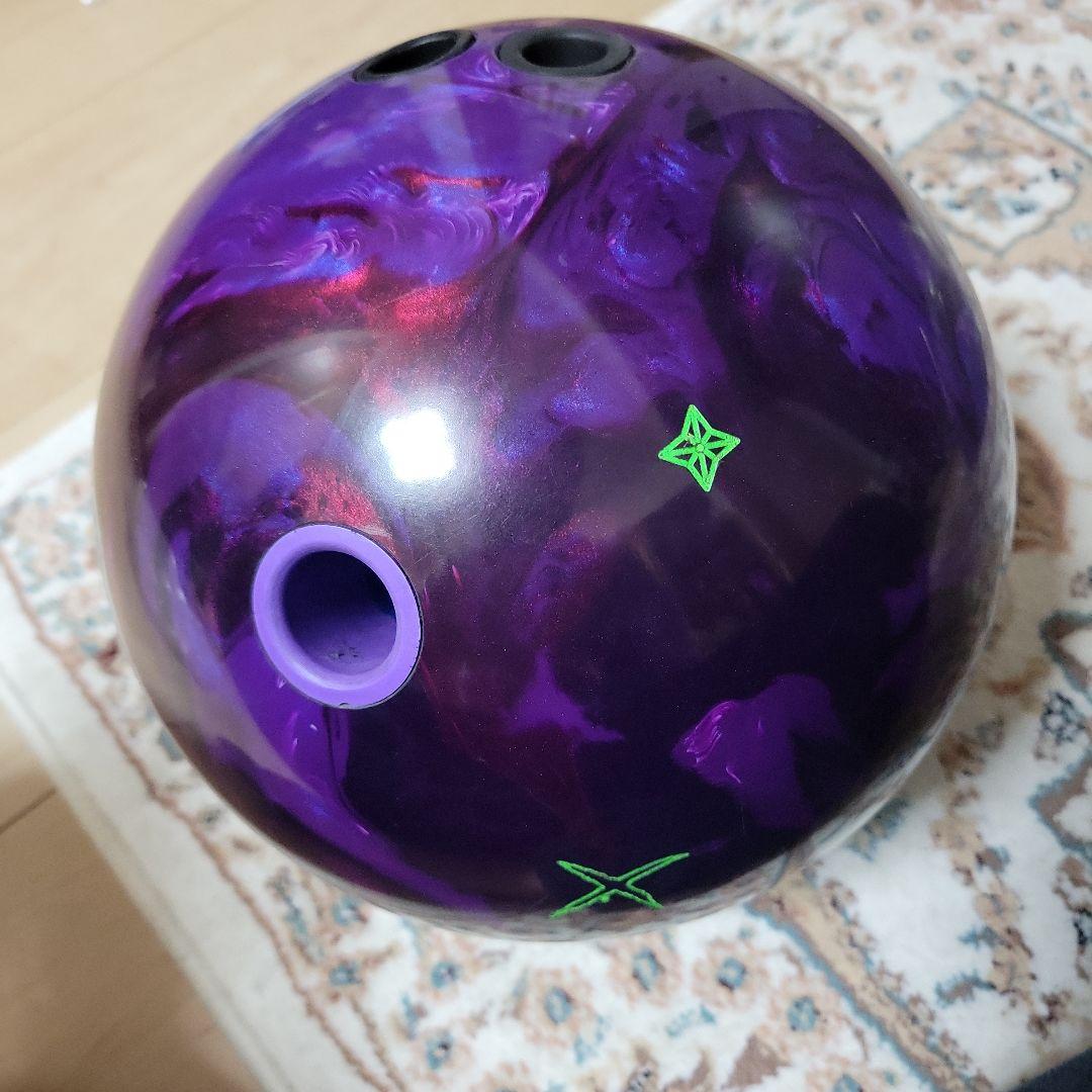 ロトグリップGREMLIN ボウリングボール 15ポンド