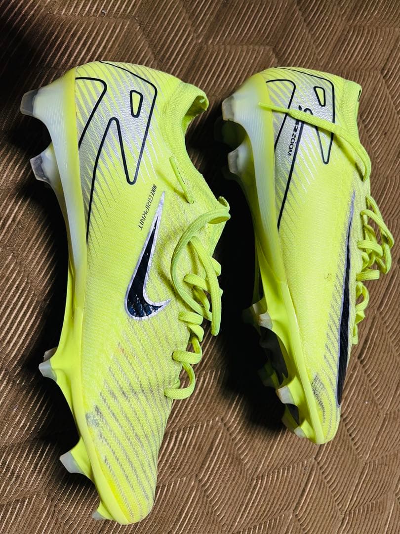 NIKE マーキュリアル　ヴェイパー16 エリート　FG 27.5