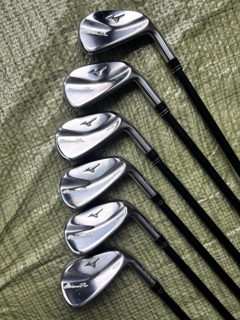 ミズノプロ ２４５ アイアン ６本　６－９I、PW、GW Mizuno Pro