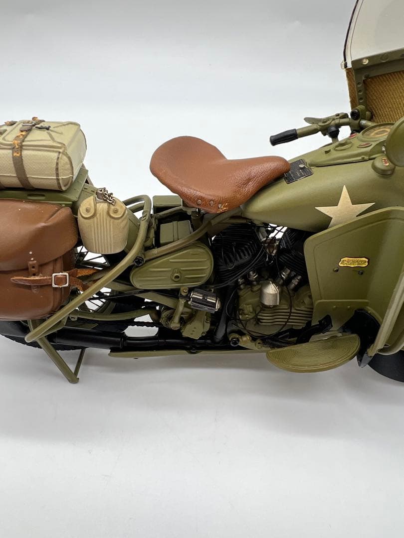 No435ジャンクミニカー バイク箱無し1942HARLEY-DAVIDSON