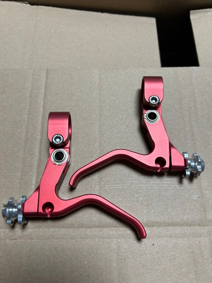 Paul Love Lever 赤　新品未使用