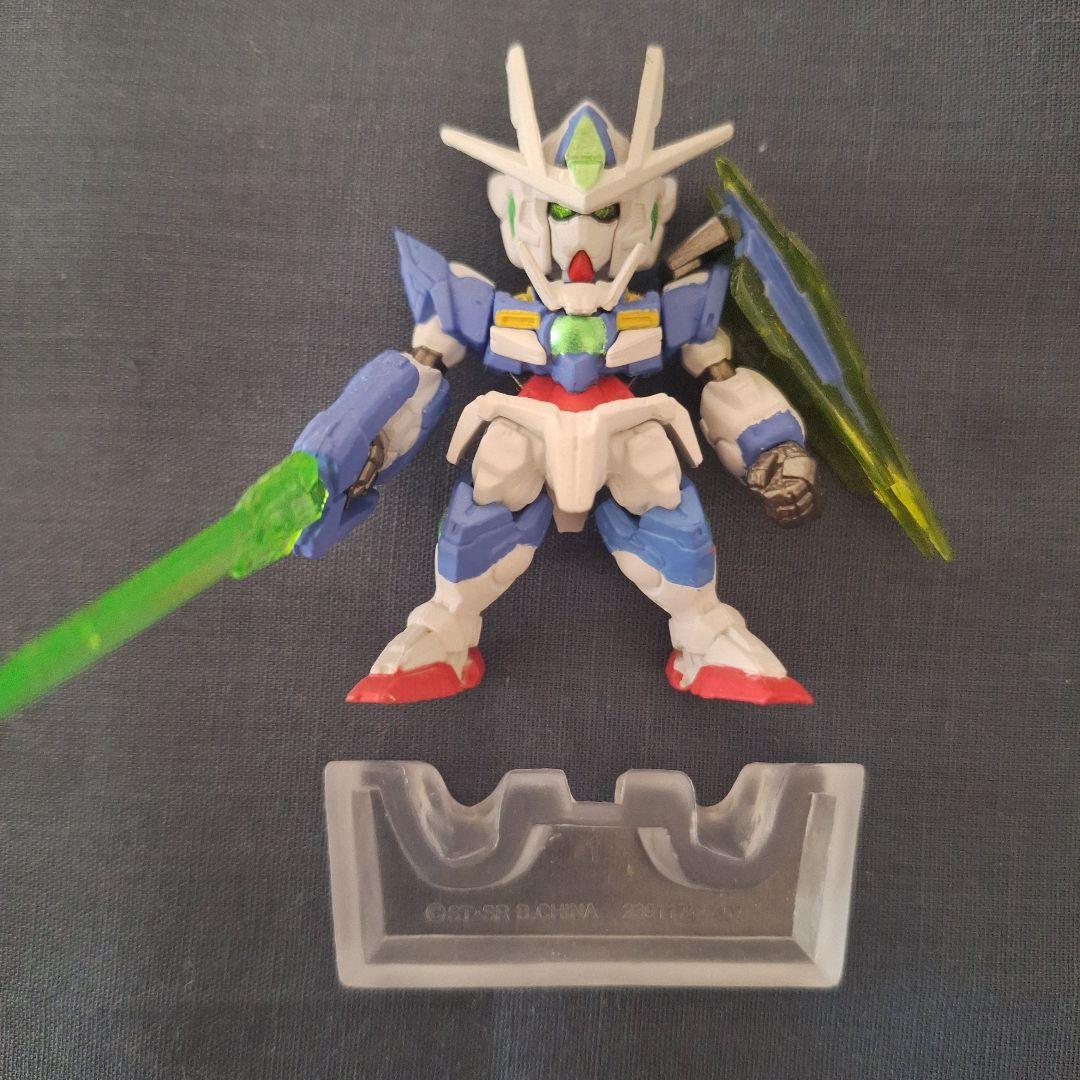 ガンダムコンバージ バルバトス ストライクフリーダム クアンタ エアリアル