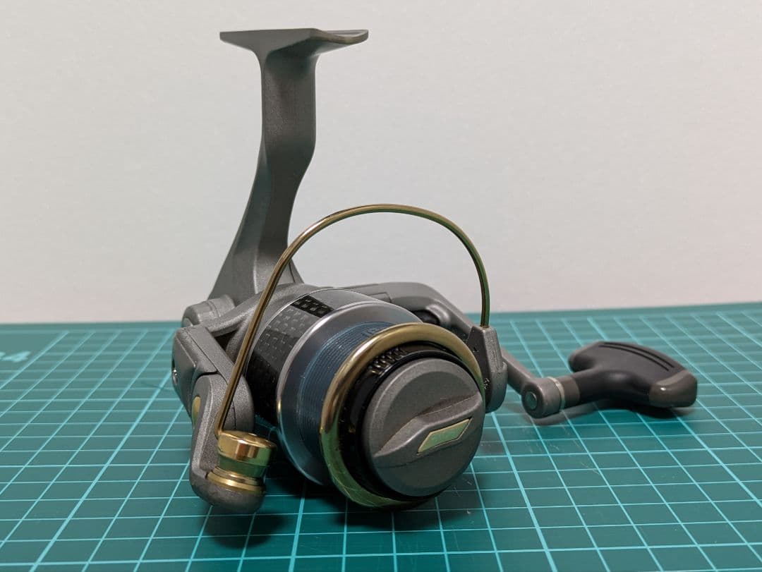 リョービ　 イクシオーネ1000i　 スピニングリール