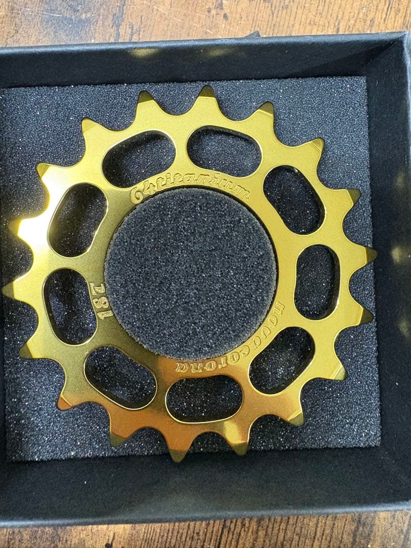 NOVACORONA TITAN COG　ノバコローナ　チタン　18t ゴールド