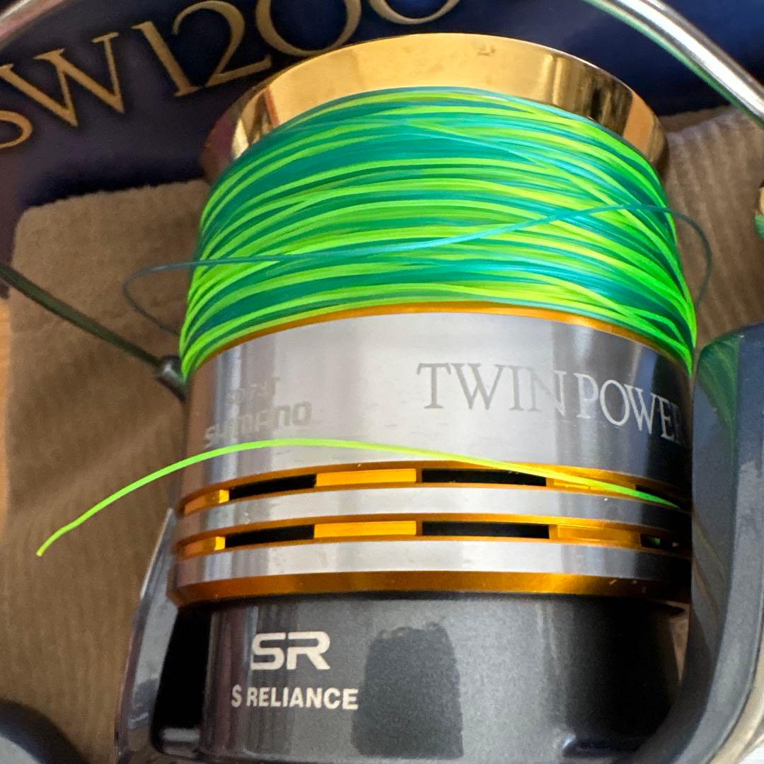 SHIMANO SW12000XG ツインパワー　スピニングリール