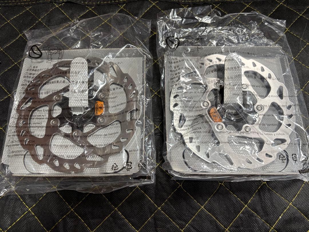 SHIMANO SM-RT70 160mm ディスクブレーキローター