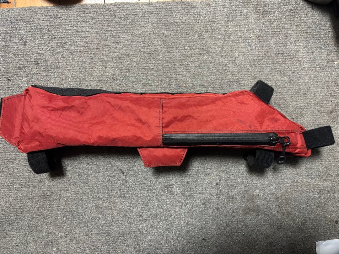 アクセサリー swift Industries- hold fast frame bag