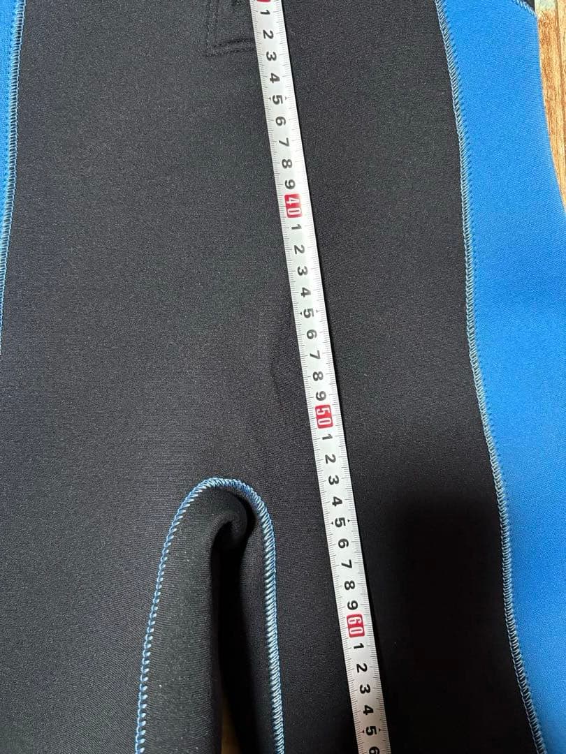 Z-Kids☆新品ウエットスーツ（10号）参考数値 身長137cm体重33.1g
