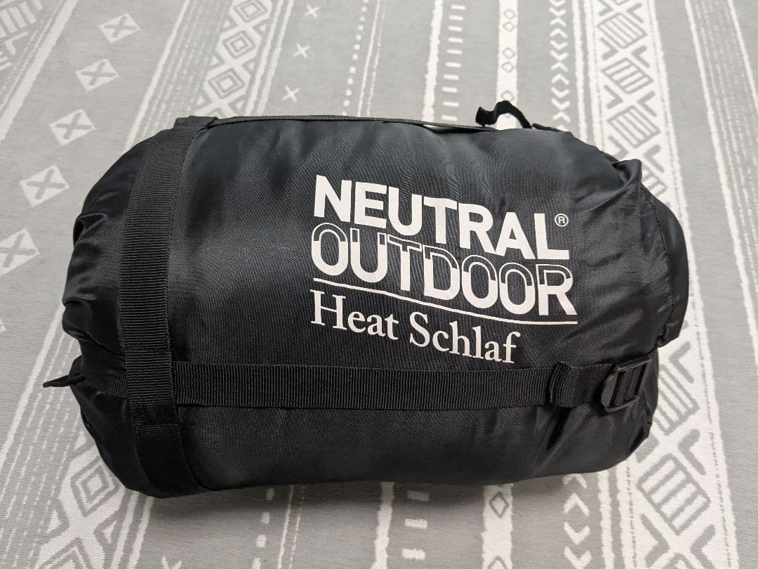 NEUTRAL OUTDOOR　ヒートシュラフ2500M　アームホール付き