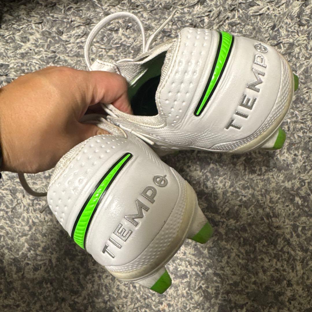 【★値下げ中！】Nike Tiempo レジェンド8 FG ホワイト/グリーン