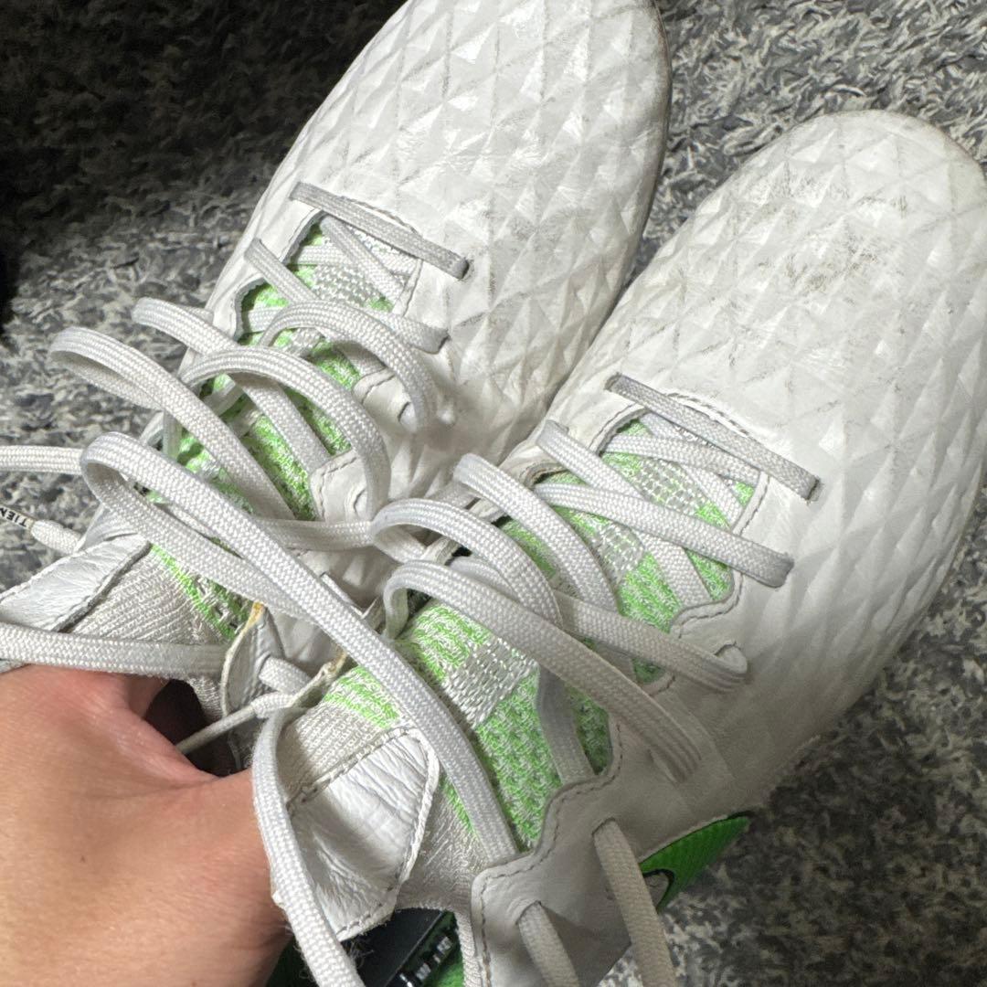 【★値下げ中！】Nike Tiempo レジェンド8 FG ホワイト/グリーン