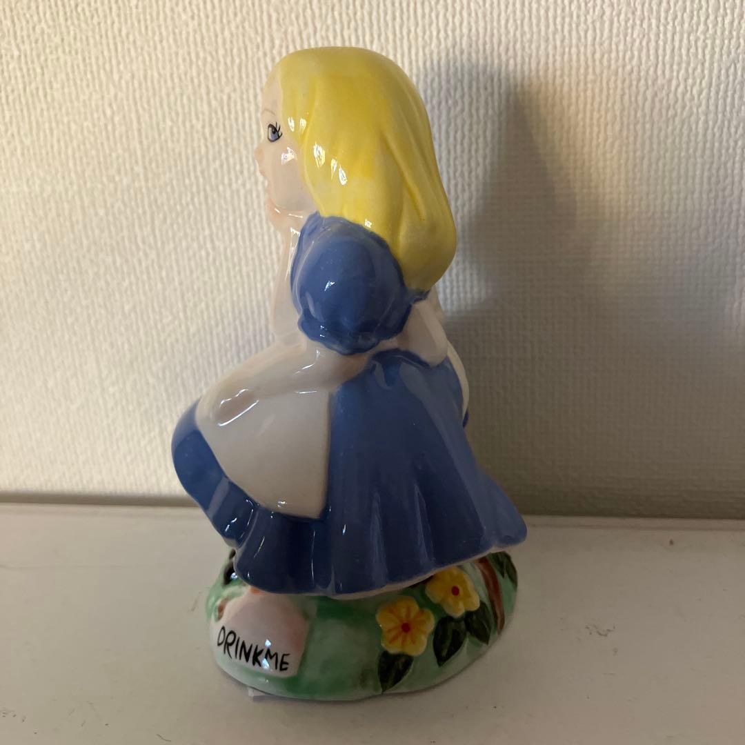 イギリス　陶器　不思議の国のアリス　フィギュリン　Cardew　Beswick