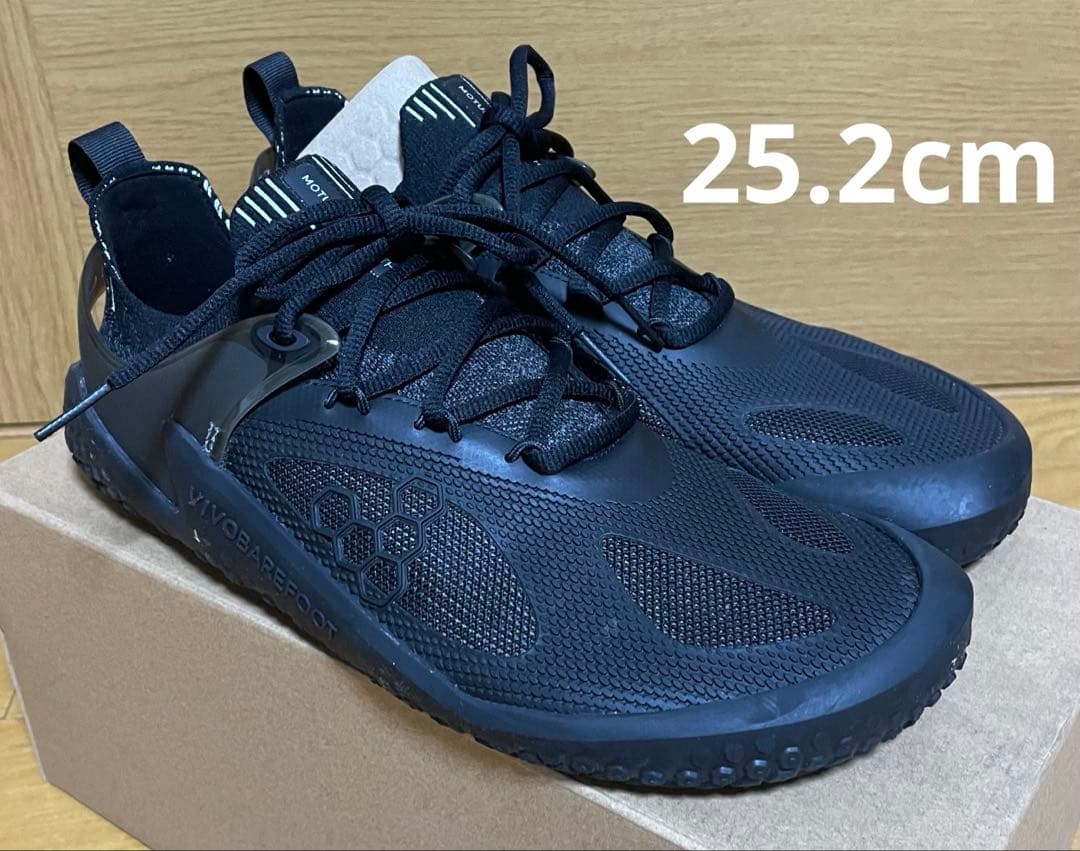 Vivobarefoot Motus Strength 新品　25.2cm