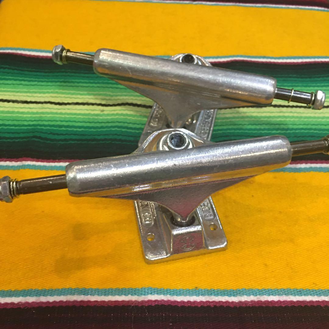 independent インディー　スケートトラック129