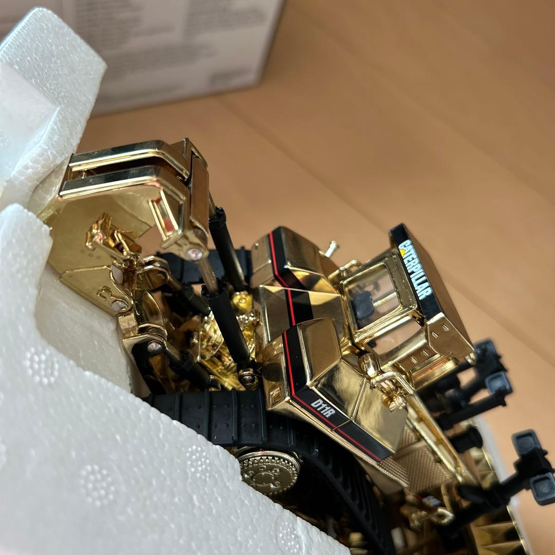 【即購入ok!!】 CAT D11R トラクター 75周年記念ゴールドモデル
