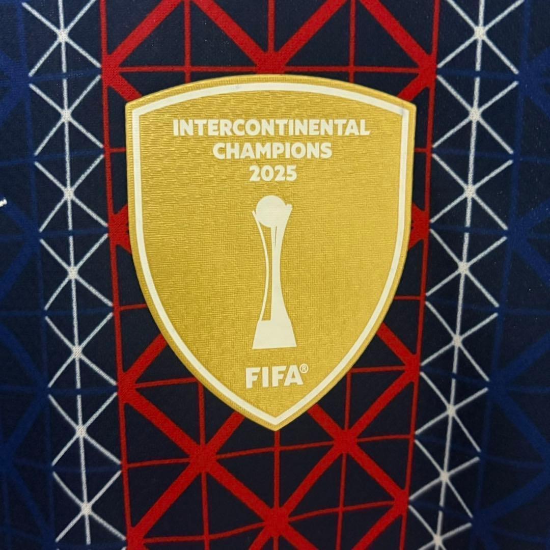 日本未対応 BEYOND 入り　PSG パリ市内公式ストア購入　デンベレ