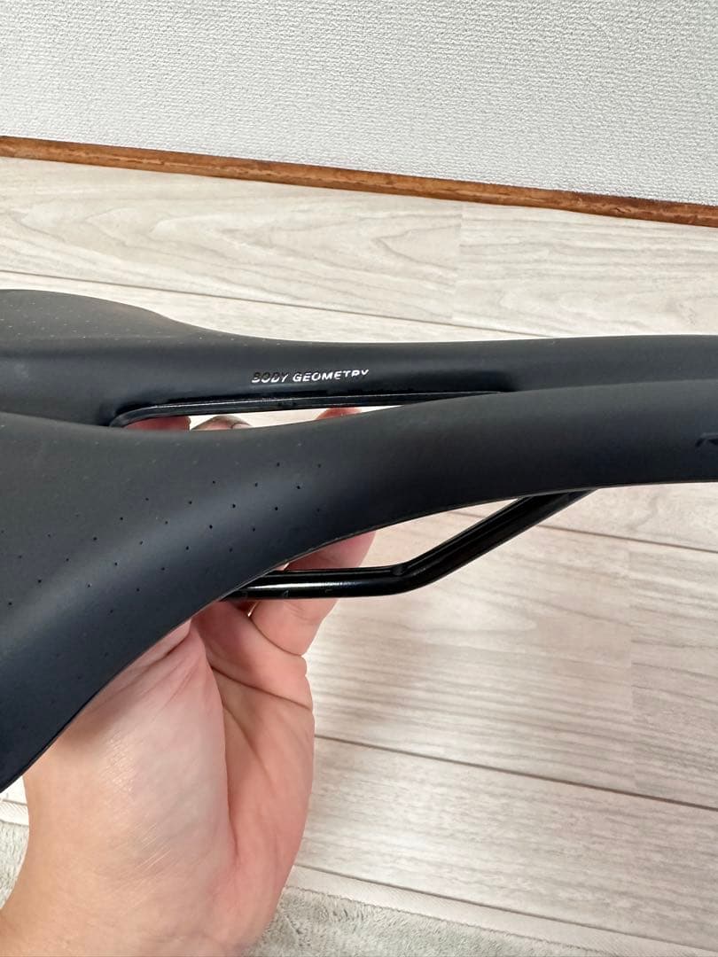 Specialized Ruby サドル