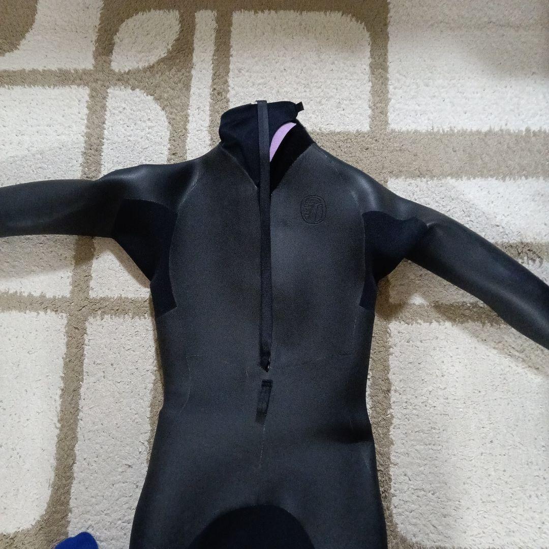 店頭購入新品ウエットスーツセミドライ