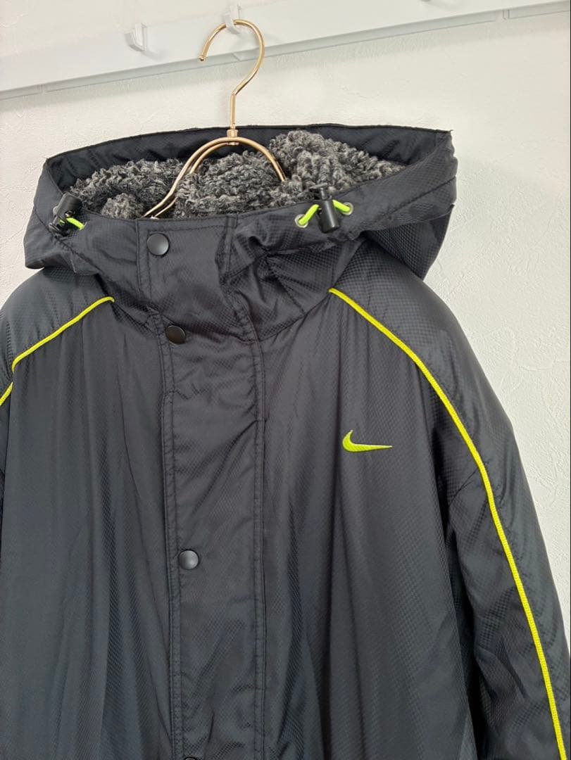 美品Nike ナイキ　メンズベンチコートM ロングコートスポーツ観戦裏ボア防寒着