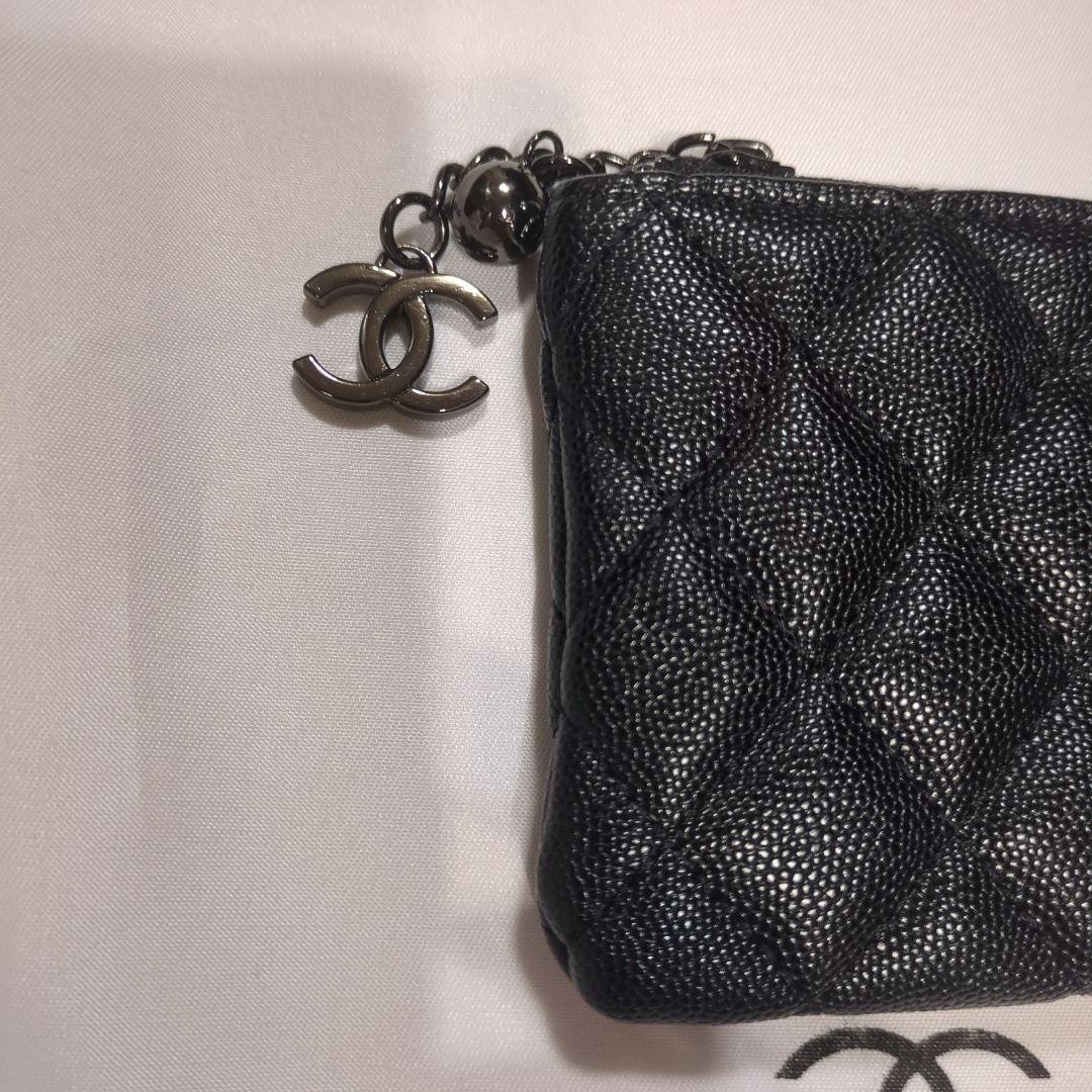 CHANEL ブラック レザー ケース