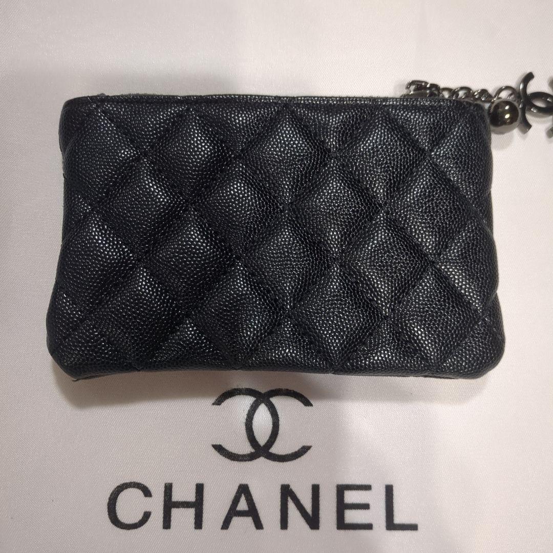 CHANEL ブラック レザー ケース