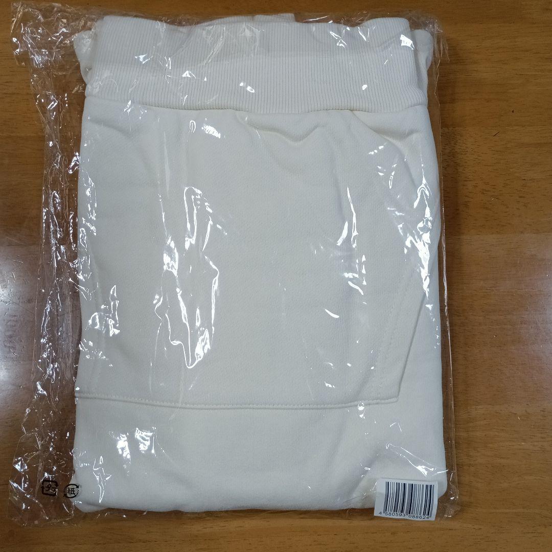 This is ARASHI パーカー　新品未開封　おまけつき