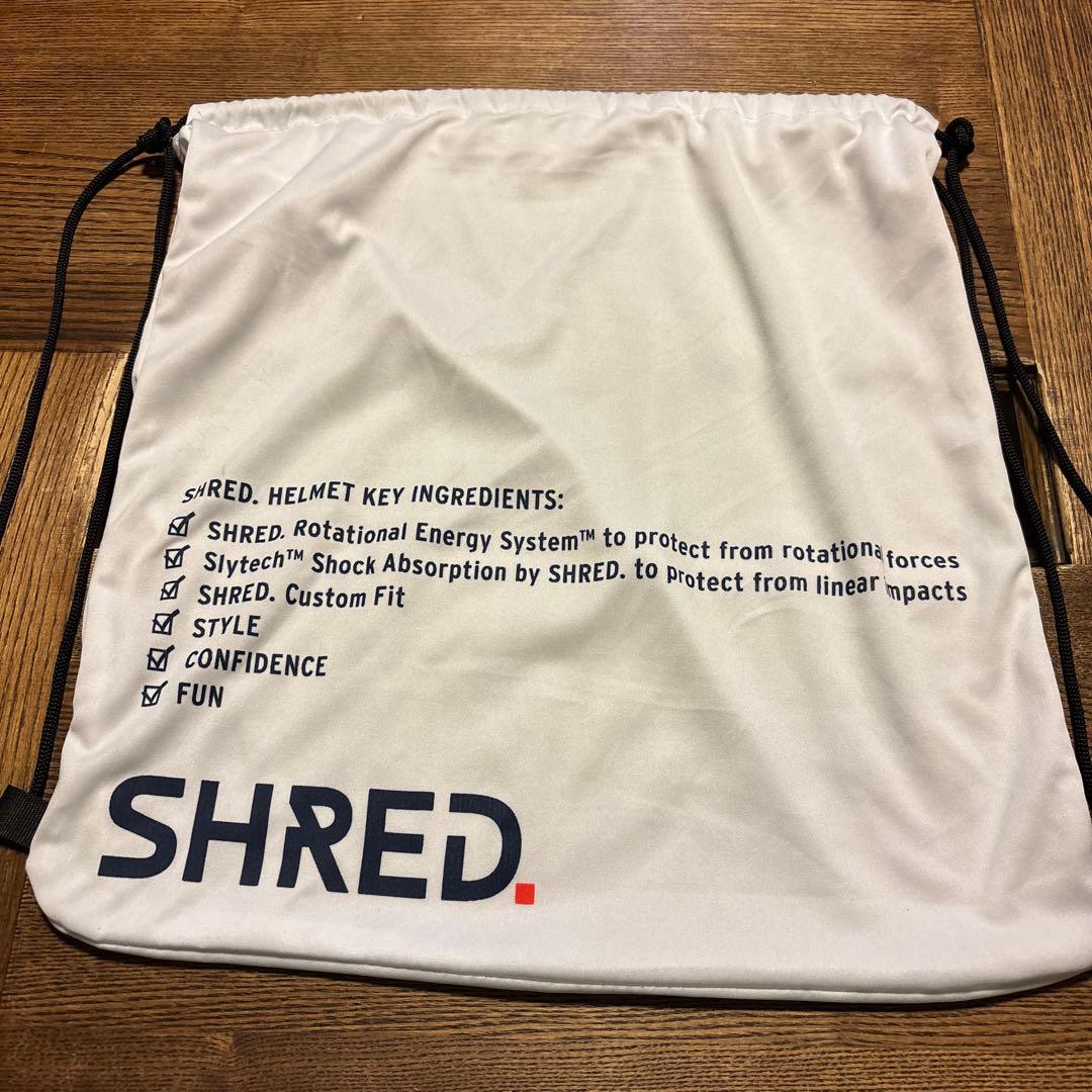 mini SHRED ヘルメット 青　新品