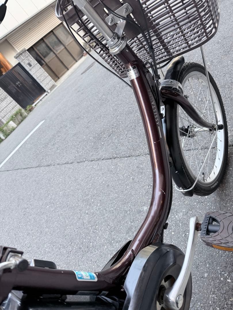 大阪府　ヤマハ　電動アシスト自転車 ブラウン 前バスケット付き　20インチ
