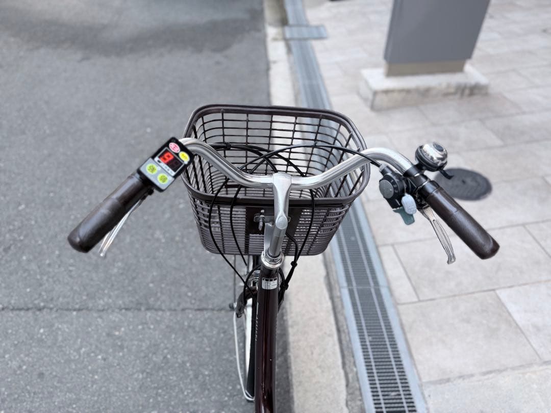 大阪府　ヤマハ　電動アシスト自転車 ブラウン 前バスケット付き　20インチ